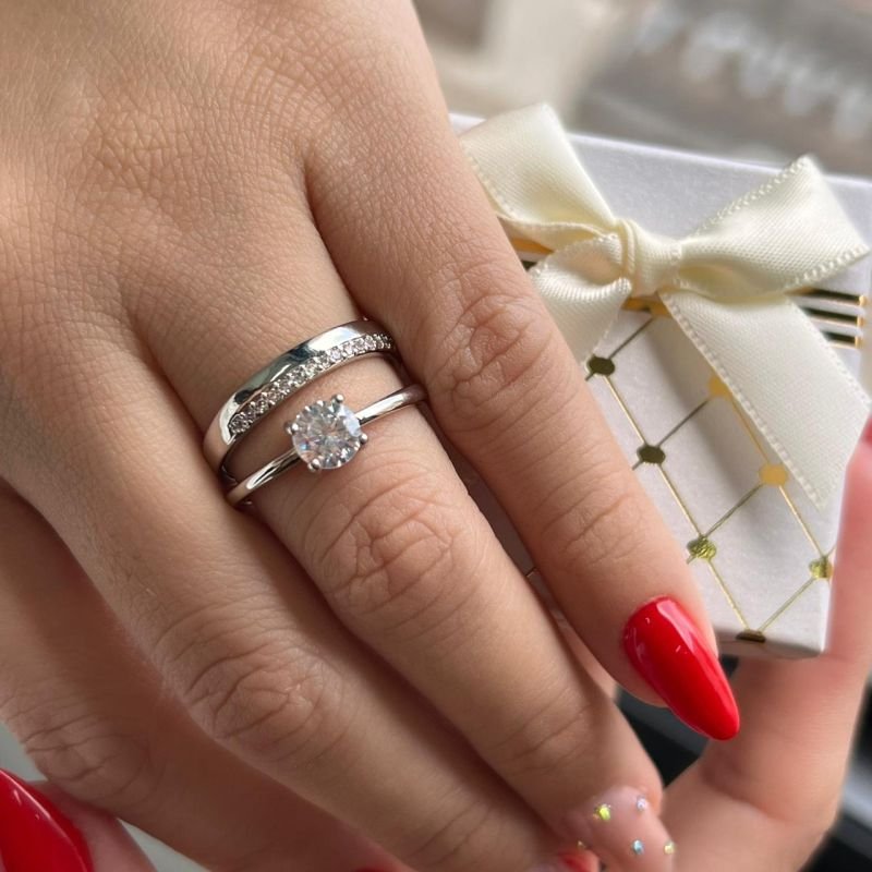 Aliança + Solitário Biju Fina