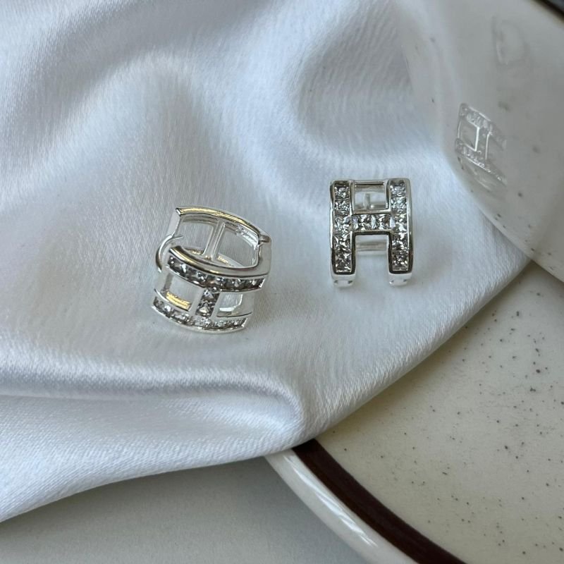 Argola Cravejada Banho Ouro 18k/Prata 925