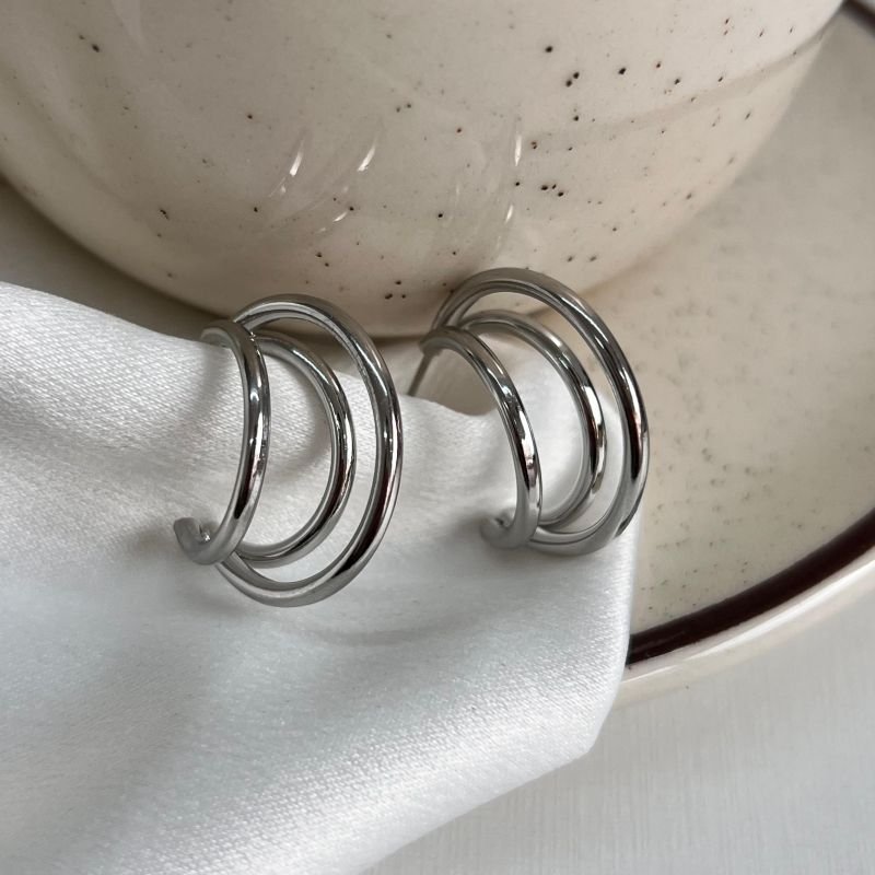 Argola Três Aros (M) Biju Fina Dourado/Ródio