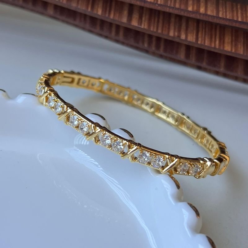 Bracelete Cravejado Inspiração Alta Joalheria Banho Ouro 18k / Prata 925