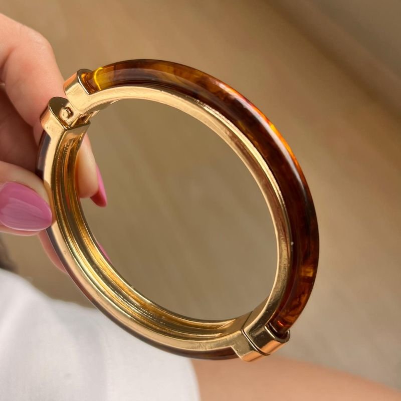 Bracelete Resinado Biju Fina Dourado