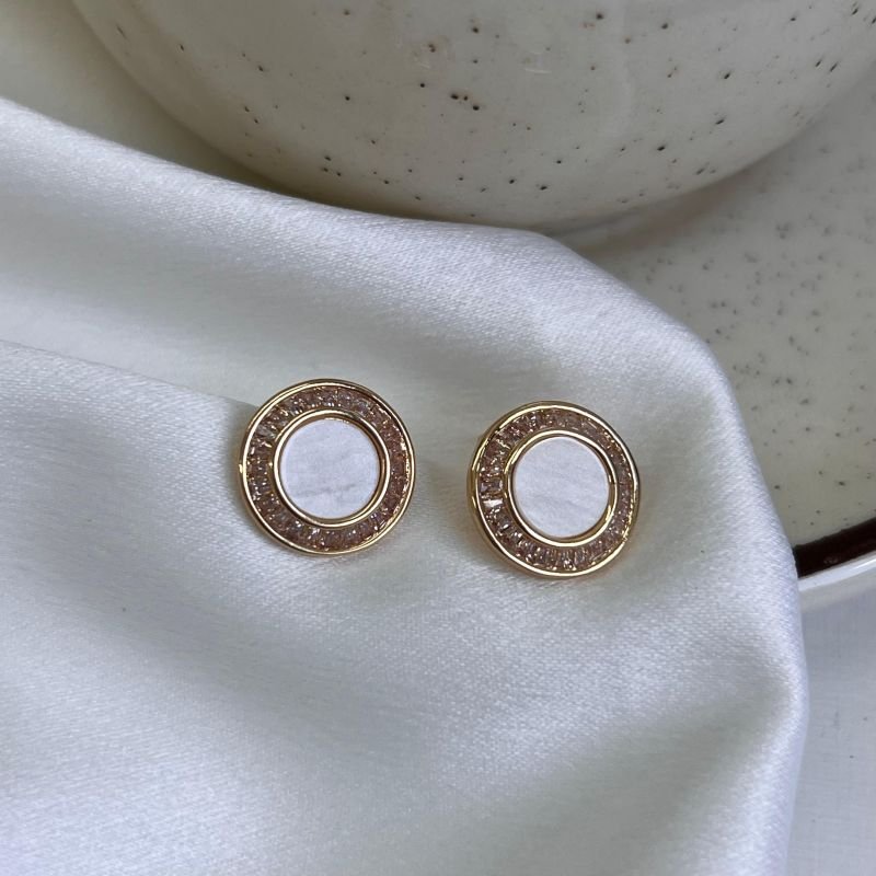 Brinco Biju Fina Dourado