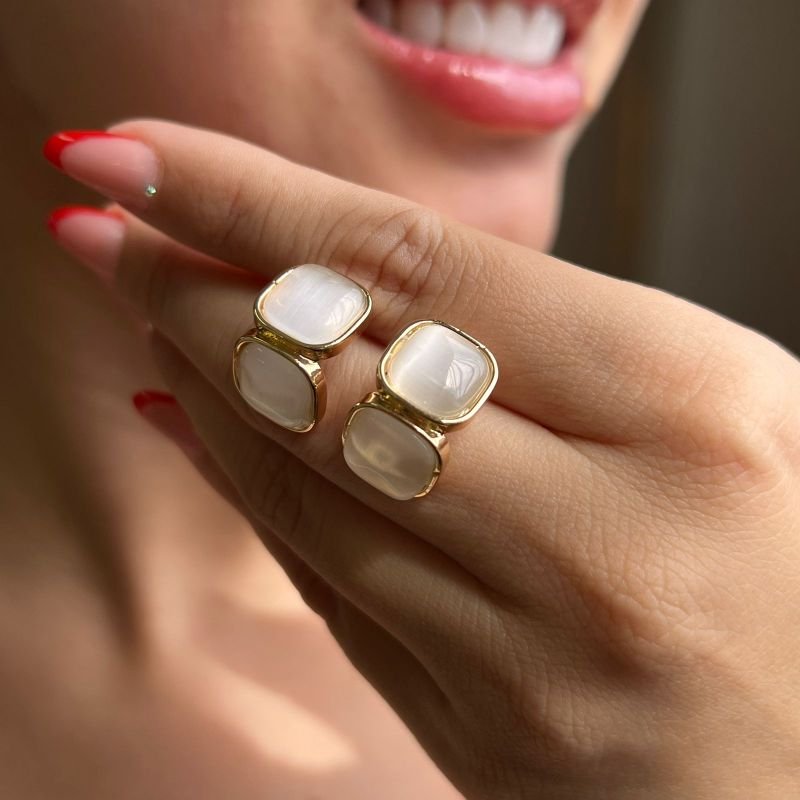 Brinco Biju Fina Dourado