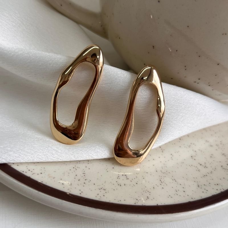 Brinco Biju Fina Dourado