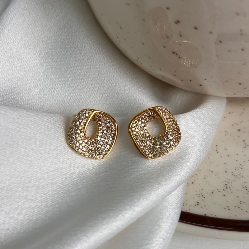 Brinco Biju Fina Dourado/Ródio