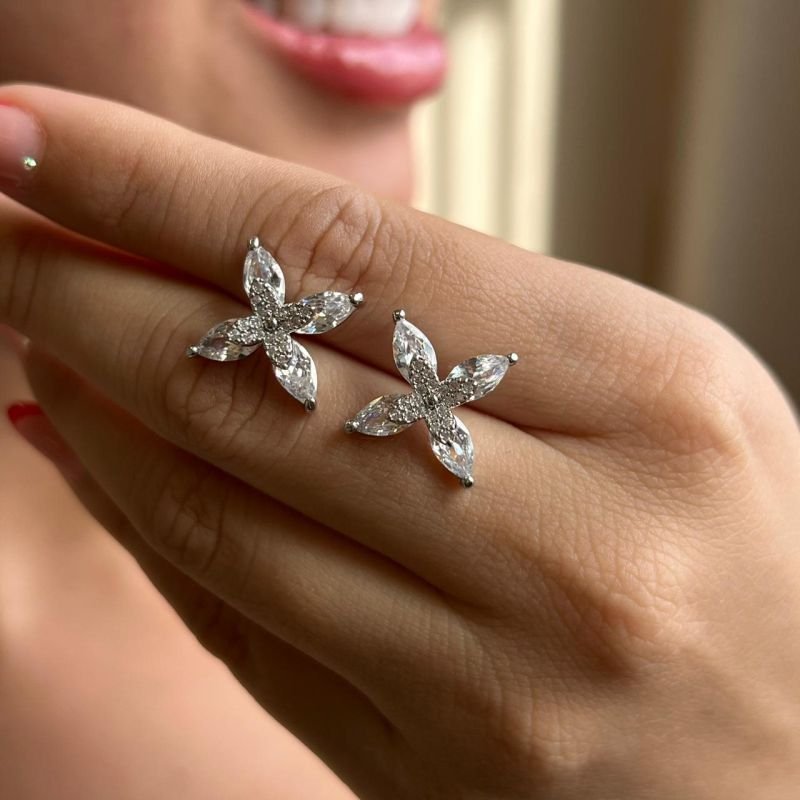 Brinco Biju Fina Dourado/Ródio