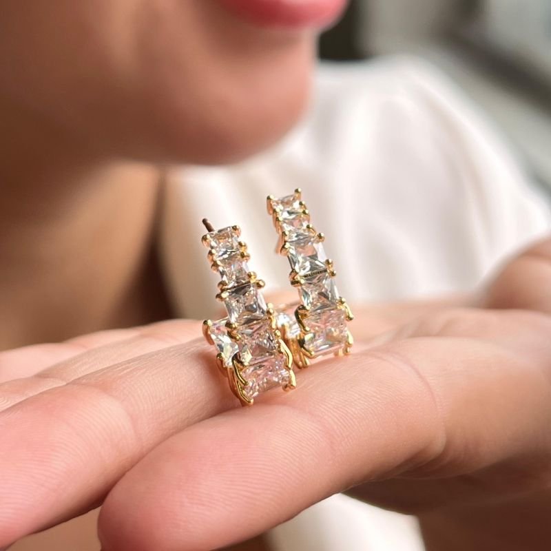 Brinco Biju Fina Dourado/Ródio