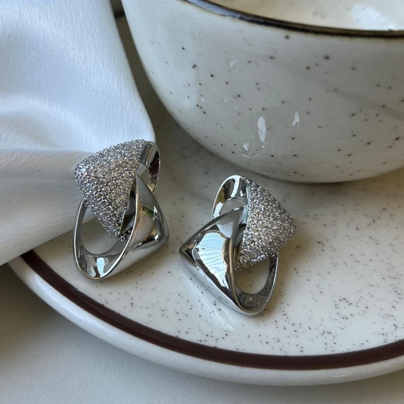 Brinco Biju Fina Dourado/Ródio