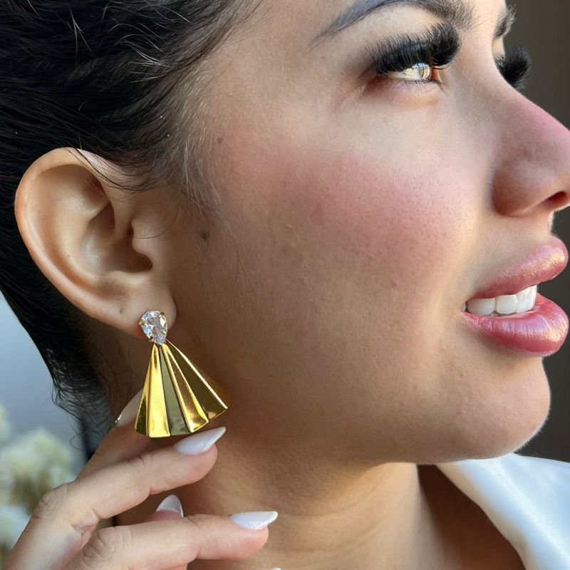 Brinco Chapeado C/ Zircônia Banho Ouro 18k