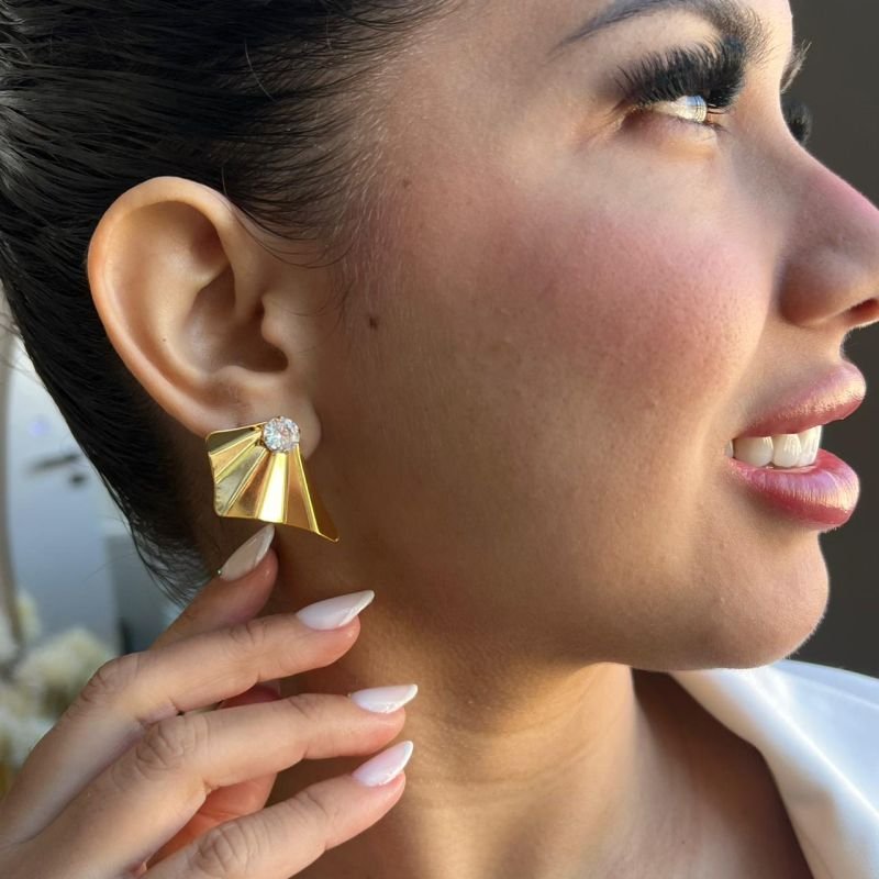 Brinco Chapeado C/ Zircônia Banho Ouro 18k