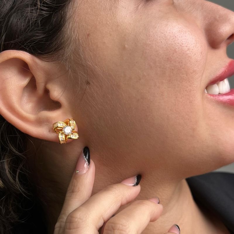 Brinco Cravejado Banho Ouro 18k