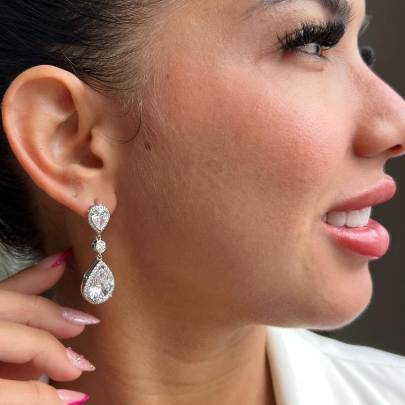 Brinco Cravejado Biju Fina Dourado/Ródio