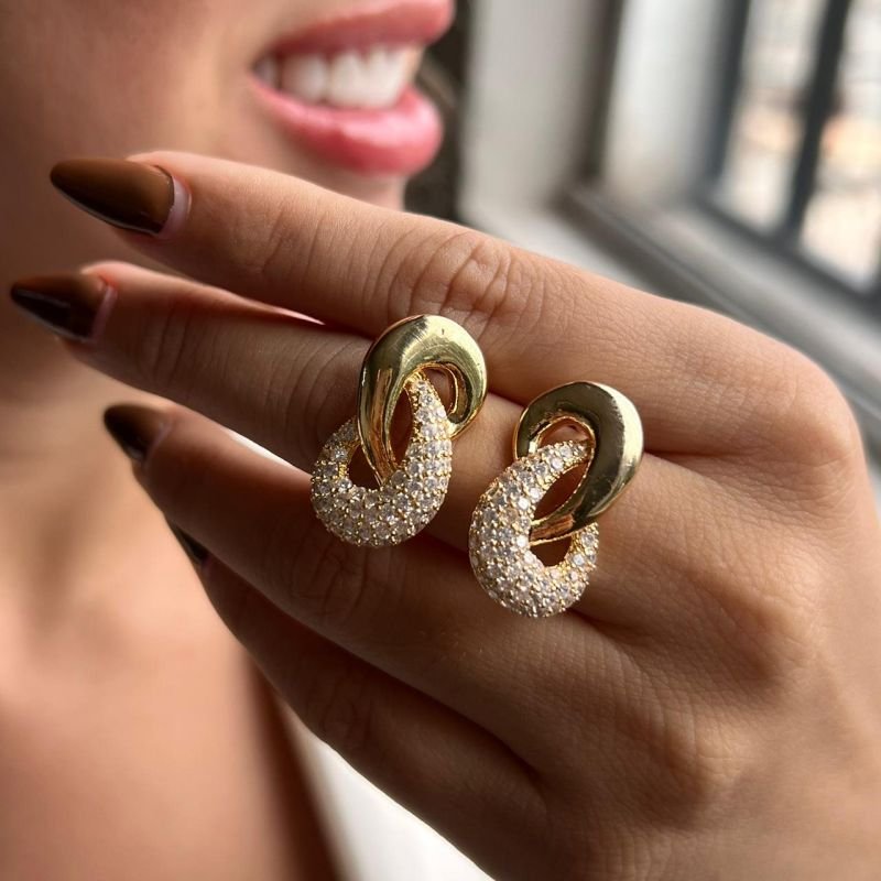 Brinco Elo Cravejado Biju Fina Dourado/Ródio