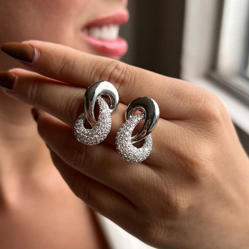 Brinco Elo Cravejado Biju Fina Dourado/Ródio