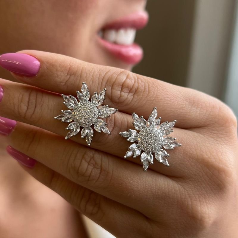 Brinco Flor Biju Fina Dourado/Ródio