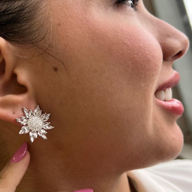 Brinco Flor Biju Fina Dourado/Ródio