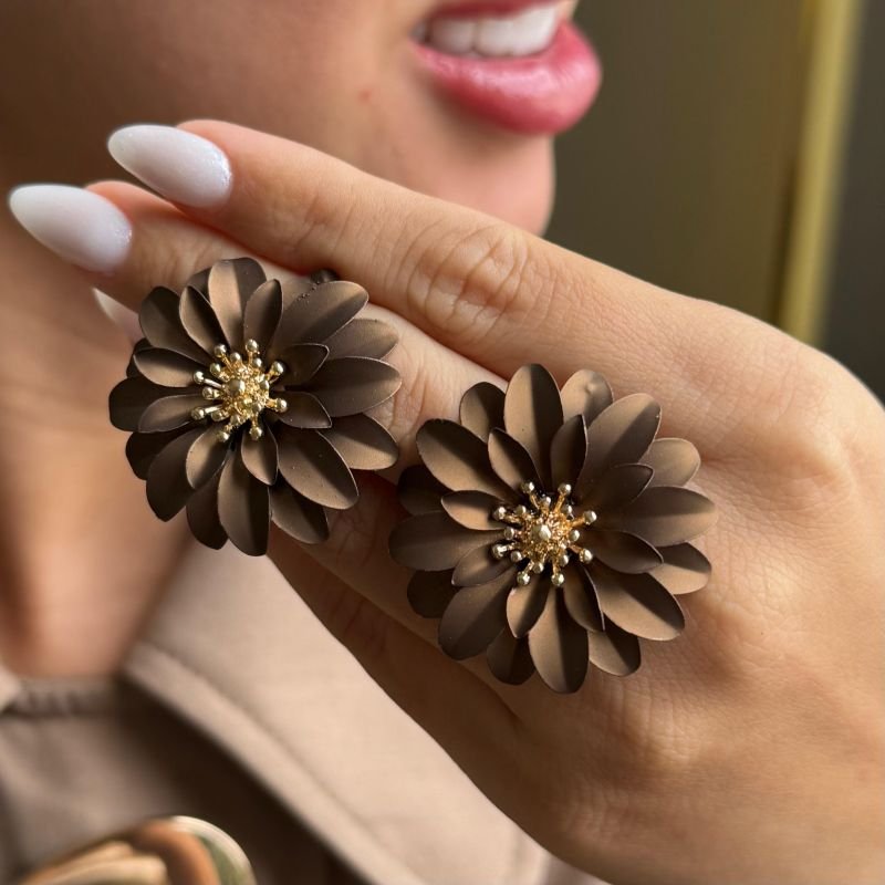 Brinco Flor Bijuteria