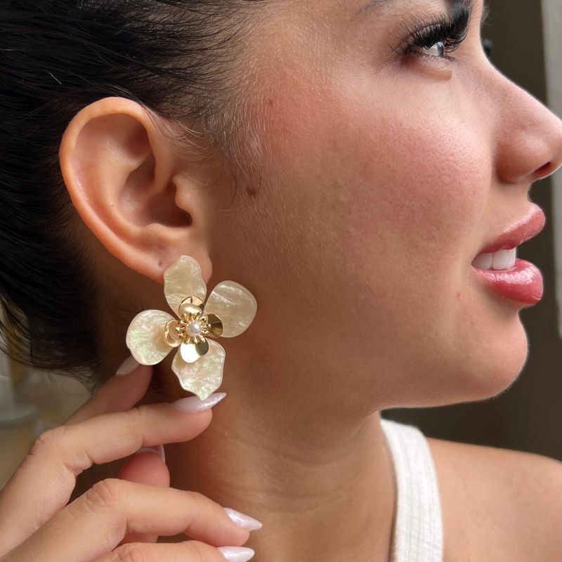 Brinco Flor Bijuteria