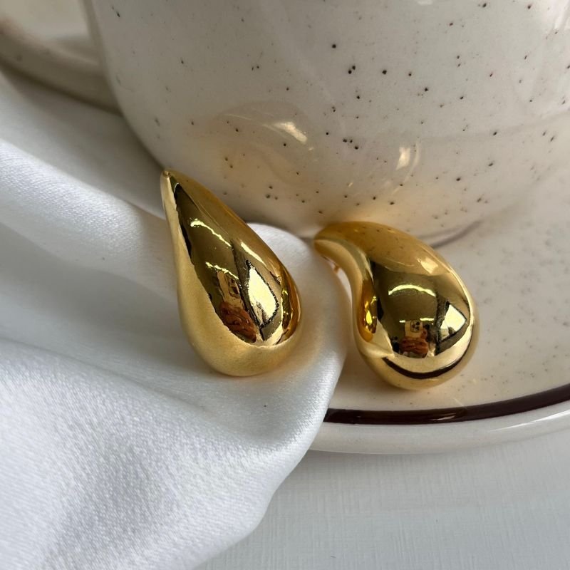 Brinco Gota (G) Banho Ouro 18k