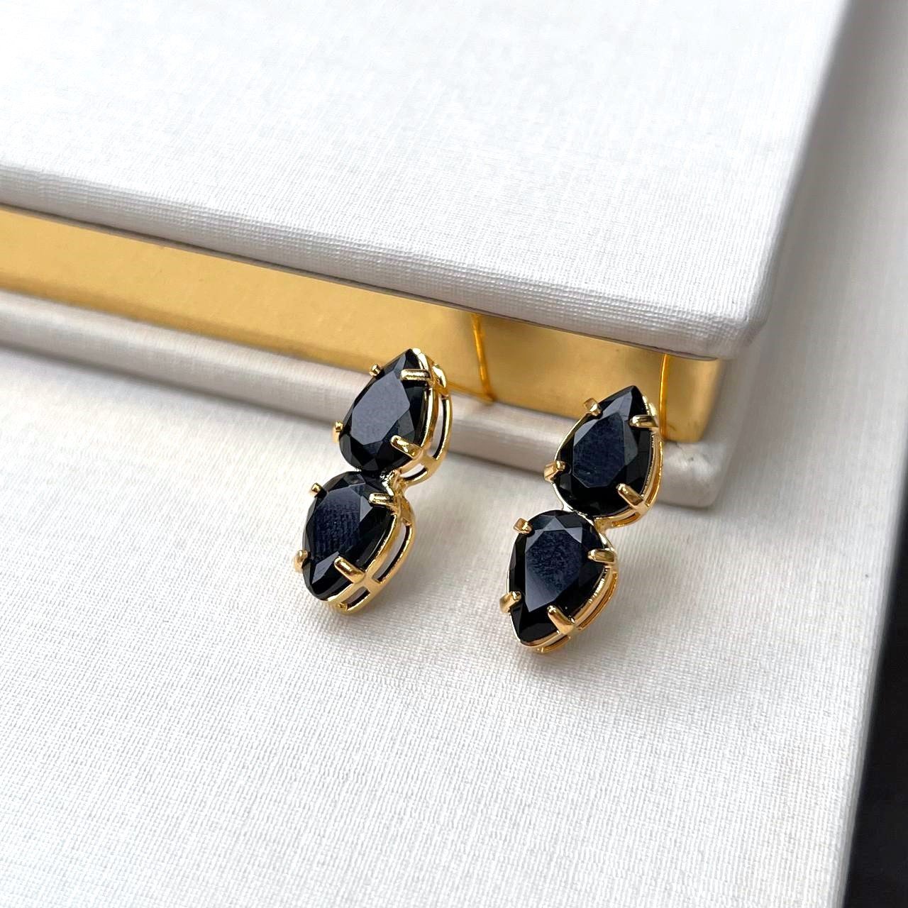 Brinco Gota De Zircônia