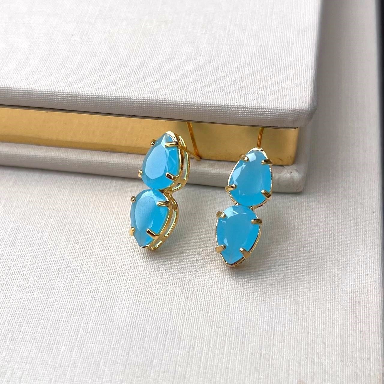 Brinco Gota De Zircônia