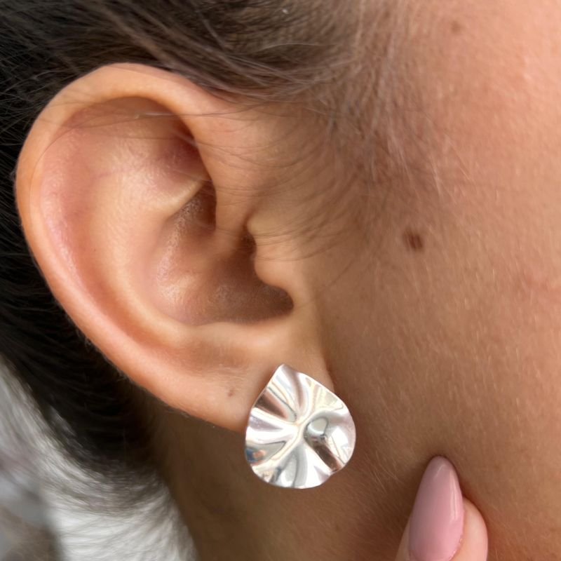 Brinco Gota Orgânico PP Banho Ouro 18k/Prata 925