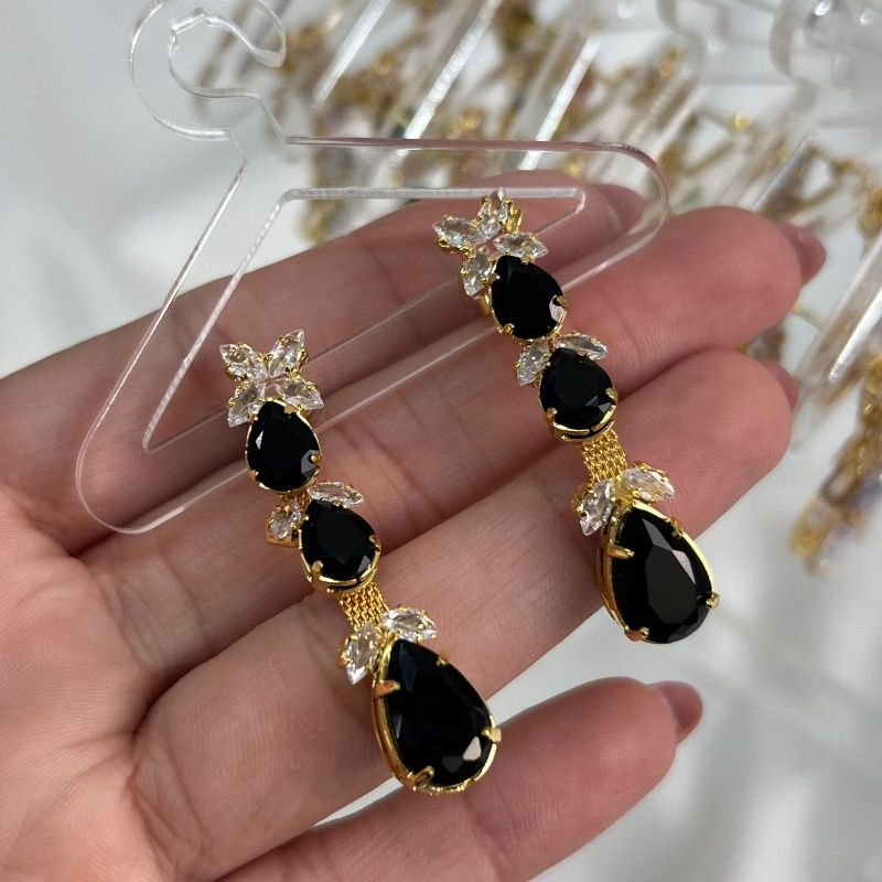 Brinco Gota Pedraria Banho Ouro 18k