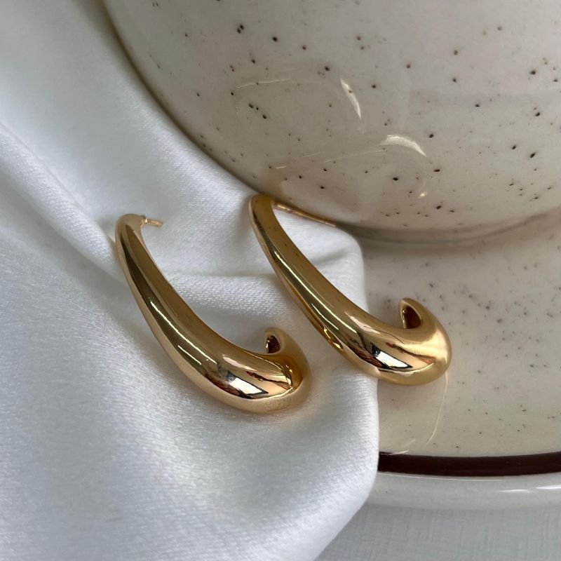 Brinco Meia Lua Biju Fina Dourado