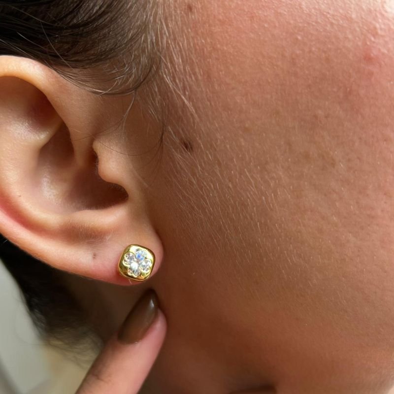 Brinco Minimalista Beatriz Trevo Em Zircônia Ouro18k/Prata 925