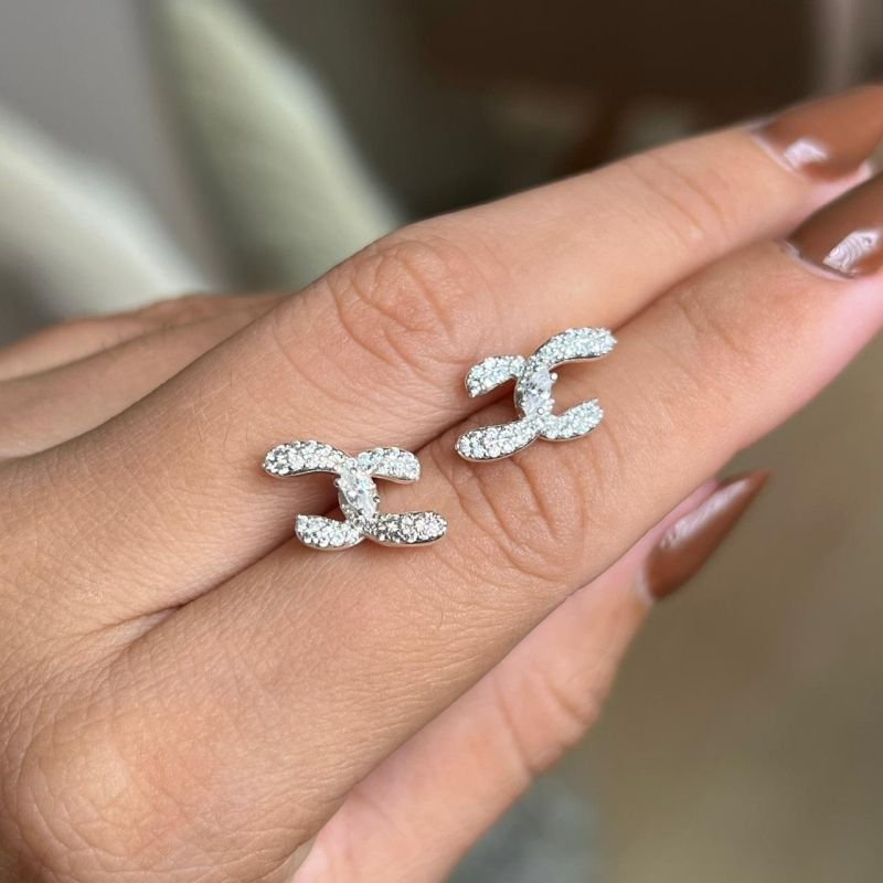 Brinco Minimalista Betina Banho Ouro18k/Prata 925