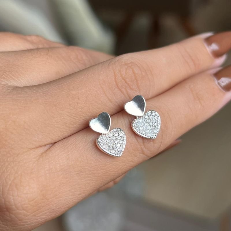 Brinco Minimalista Charlotte Banho Ouro18k/Prata 925