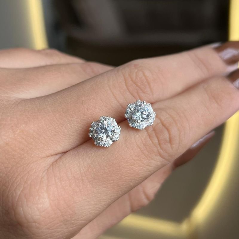 Brinco Minimalista Flora Banho Ouro18k