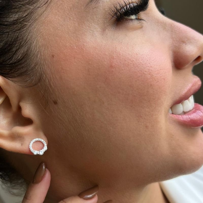 Brinco Minimalista Helena Banho Ouro18k/Prata 925