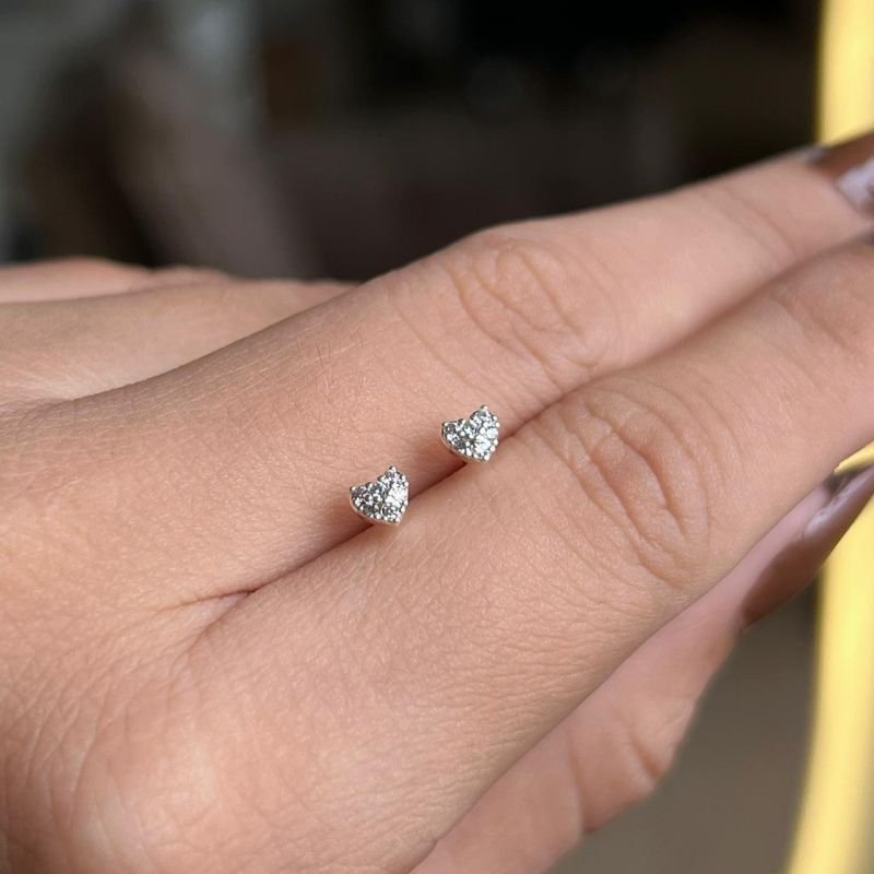 Brinco Minimalista Madalena Banho Ouro18k