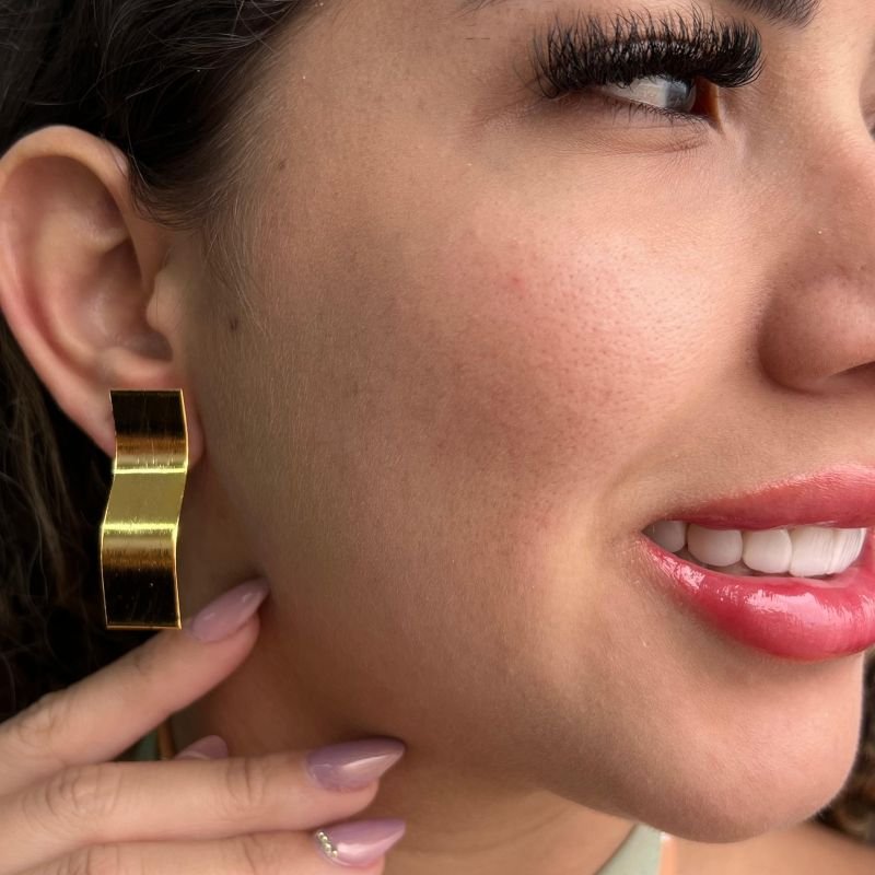 Brinco Onda Banho Ouro 18k/Prata 925