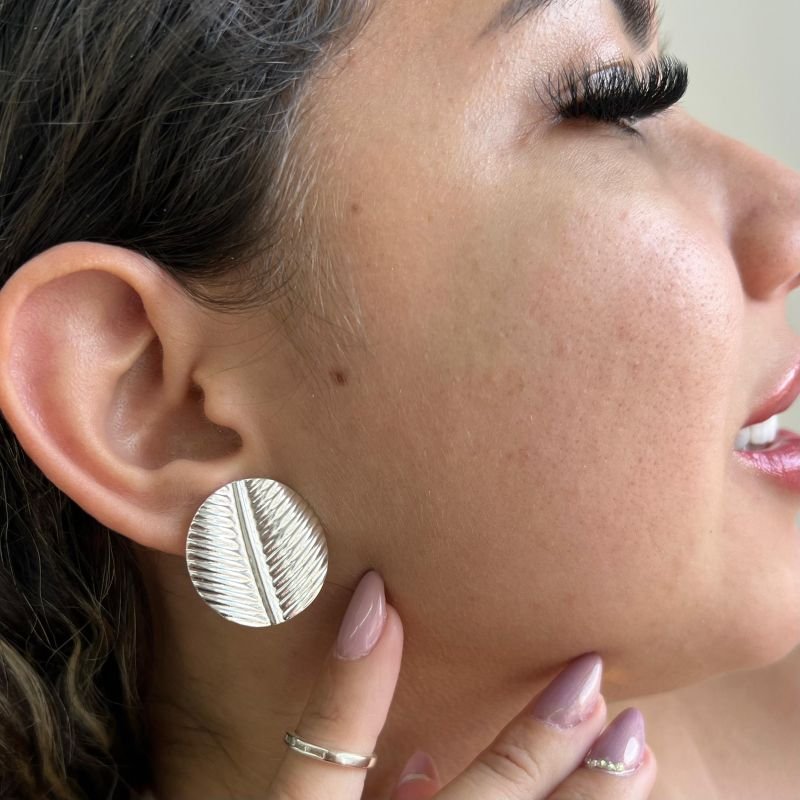 Brinco Orgânico Esfera Banho Ouro 18k/Prata 925