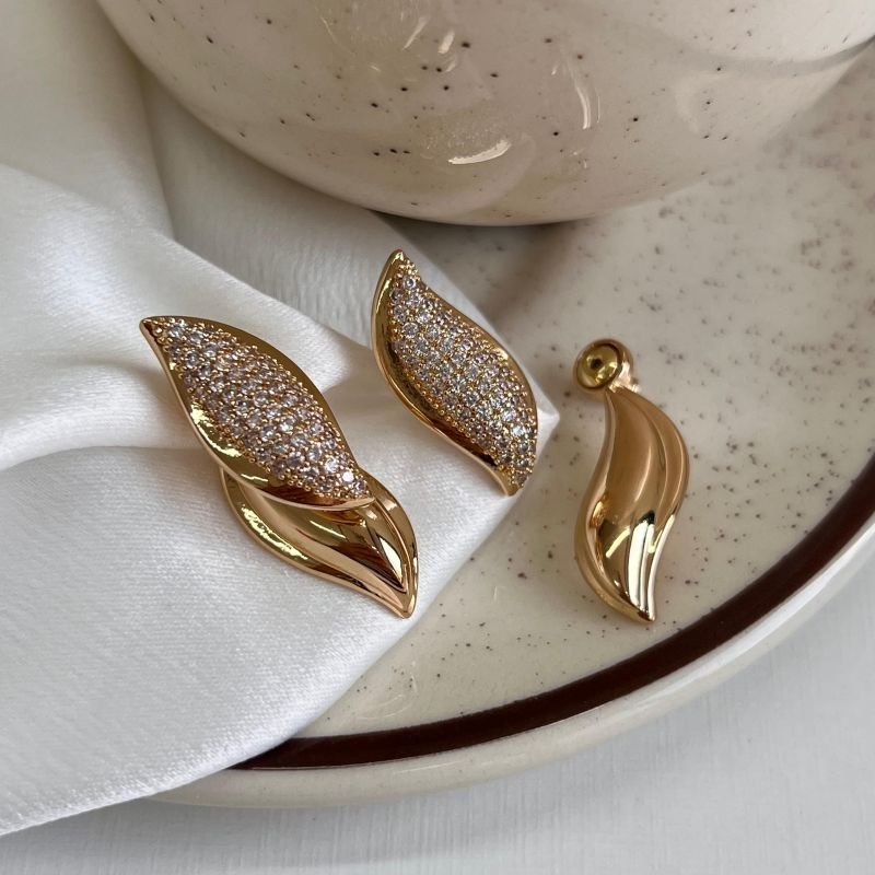 Brinco Pétala Biju Fina Ródio