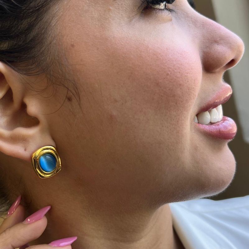 Brinco Resinado Aço Inoxidável Dourado