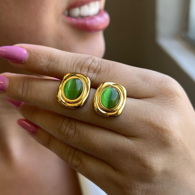 Brinco Resinado Aço Inoxidável Dourado