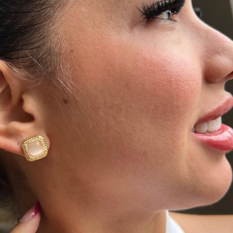 Brinco Resinado Biju Fina Dourado/Ródio