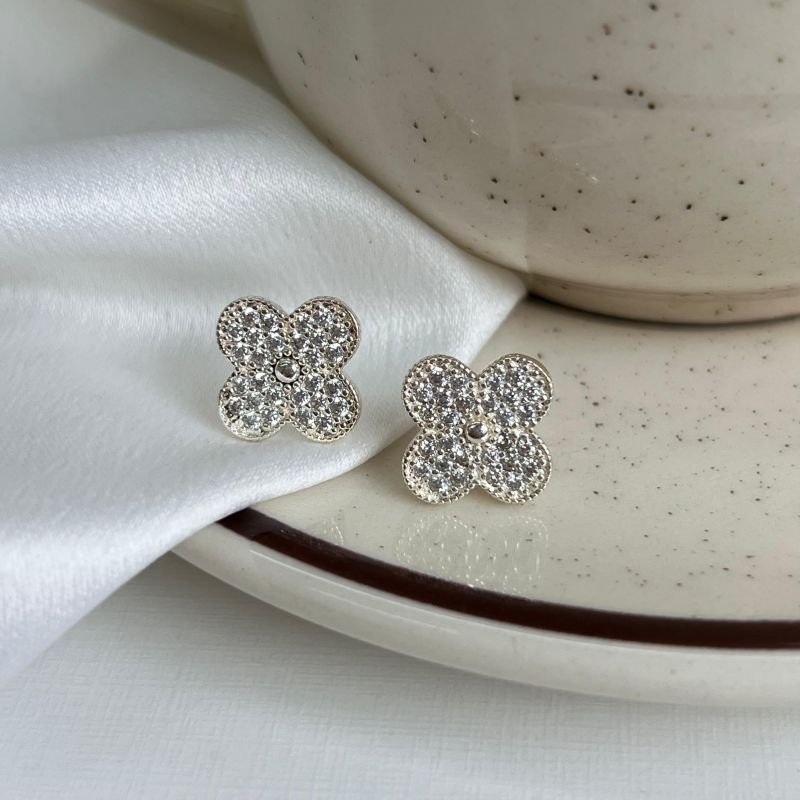 Brinco Trevo Cravejado Banho Ouro 18k/Prata 925