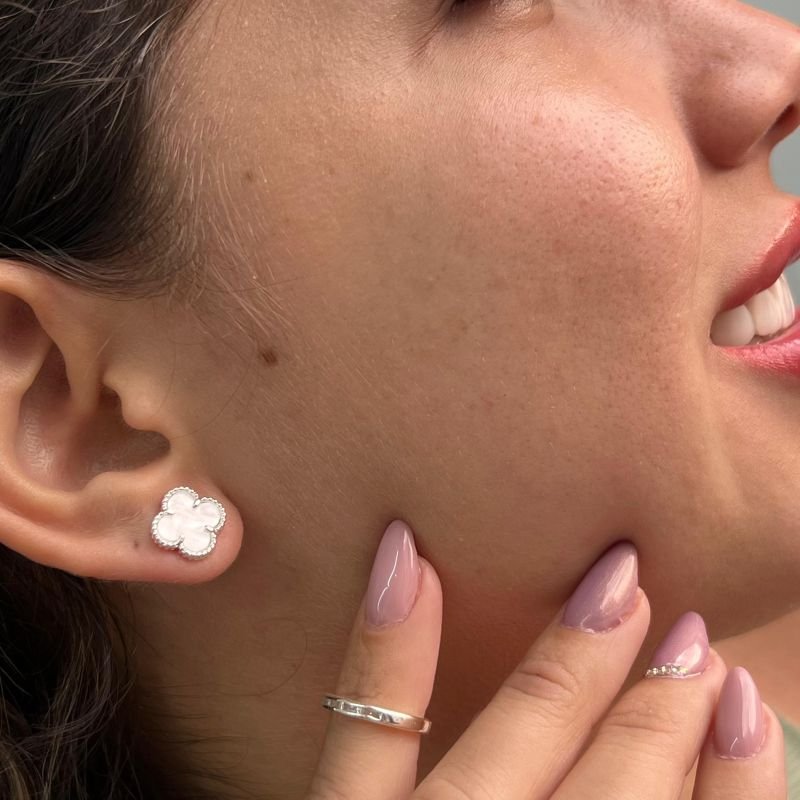 Brinco Trevo Resinado Banho Ouro 18k/Prata 925