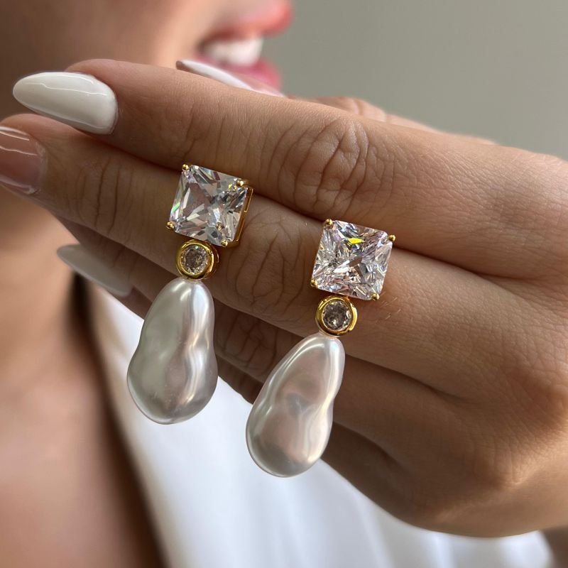 Brinco Zircônia c/ Pérola Banho Ouro 18k