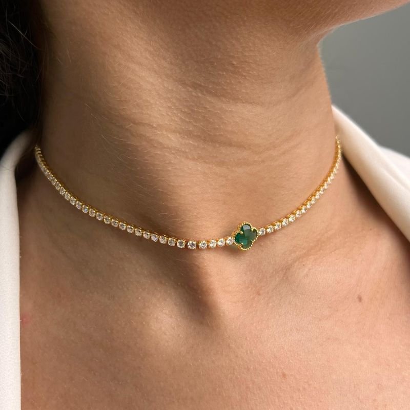 Choker Cravejada c/Trevo Banho Ouro 18k