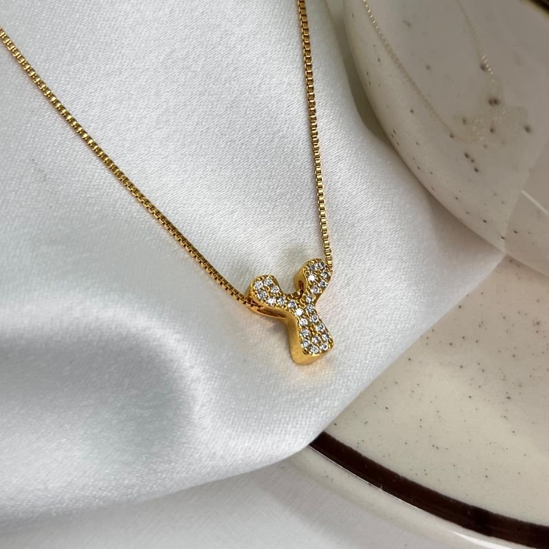 Colar Inicial Y Cravejado Banho Ouro 18k/Prata 925