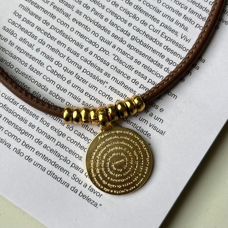 Colar Artesanal Mandala Pai Nosso Couro