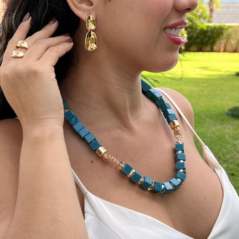 Colar Courino C/ Resina