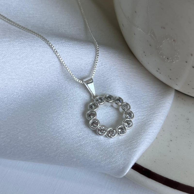 Colar Esfera c/Zircônia Banho Prata 925