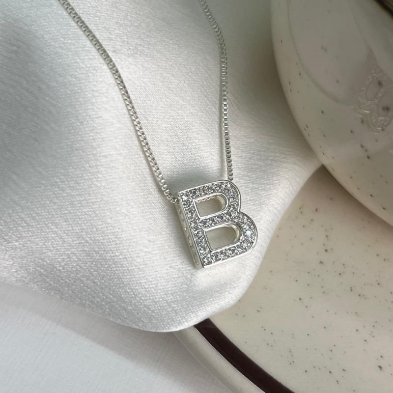 Colar Inicial B Cravejado Banho Ouro 18k/Prata 925