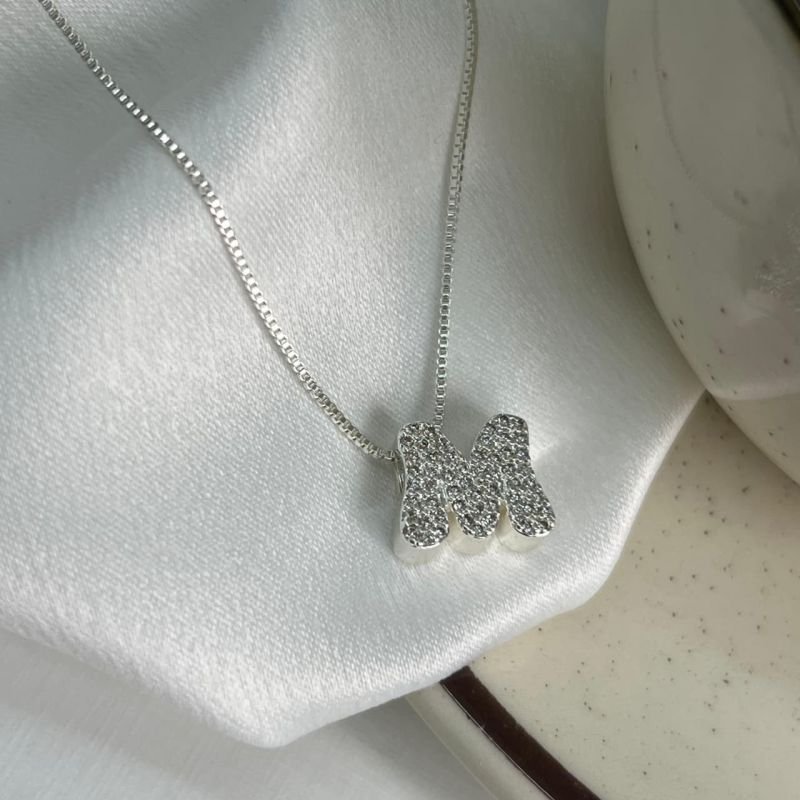 Colar Inicial M Cravejado Banho Ouro 18k/Prata 925